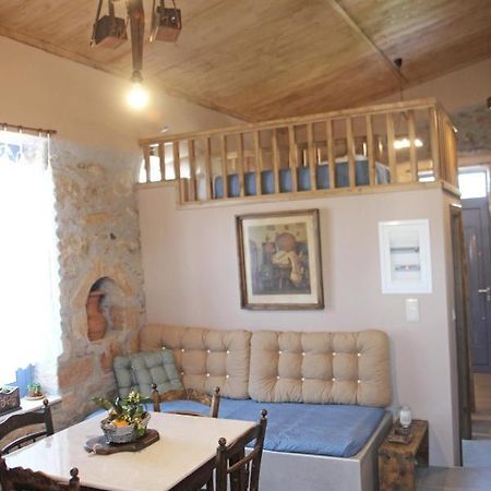 Laini Guest Houses Kouloukouthiana Kültér fotó