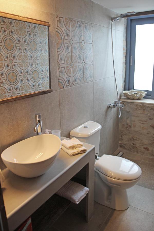 Laini Guest Houses Kouloukouthiana Kültér fotó