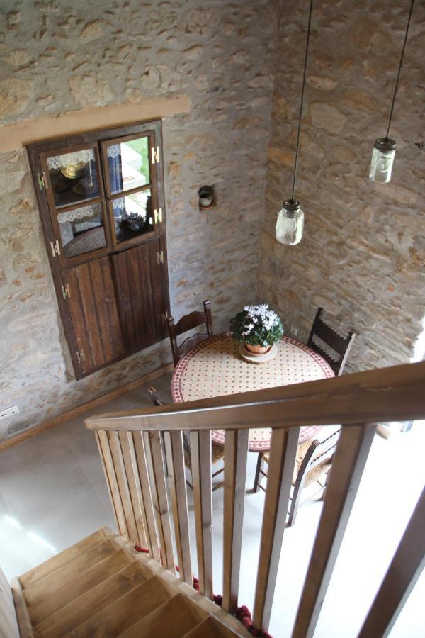 Laini Guest Houses Kouloukouthiana Kültér fotó